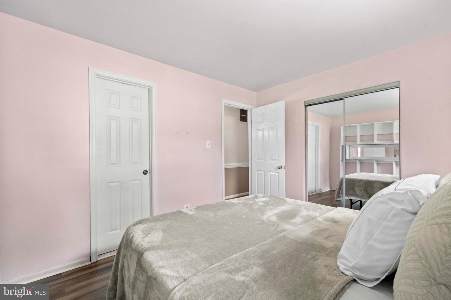 4507 Tipton Ln photo 16