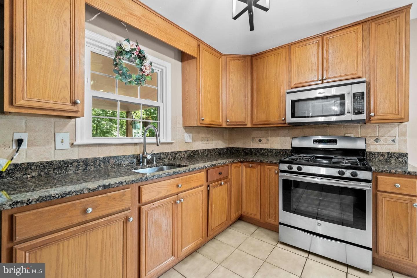 4507 Tipton Ln photo 7