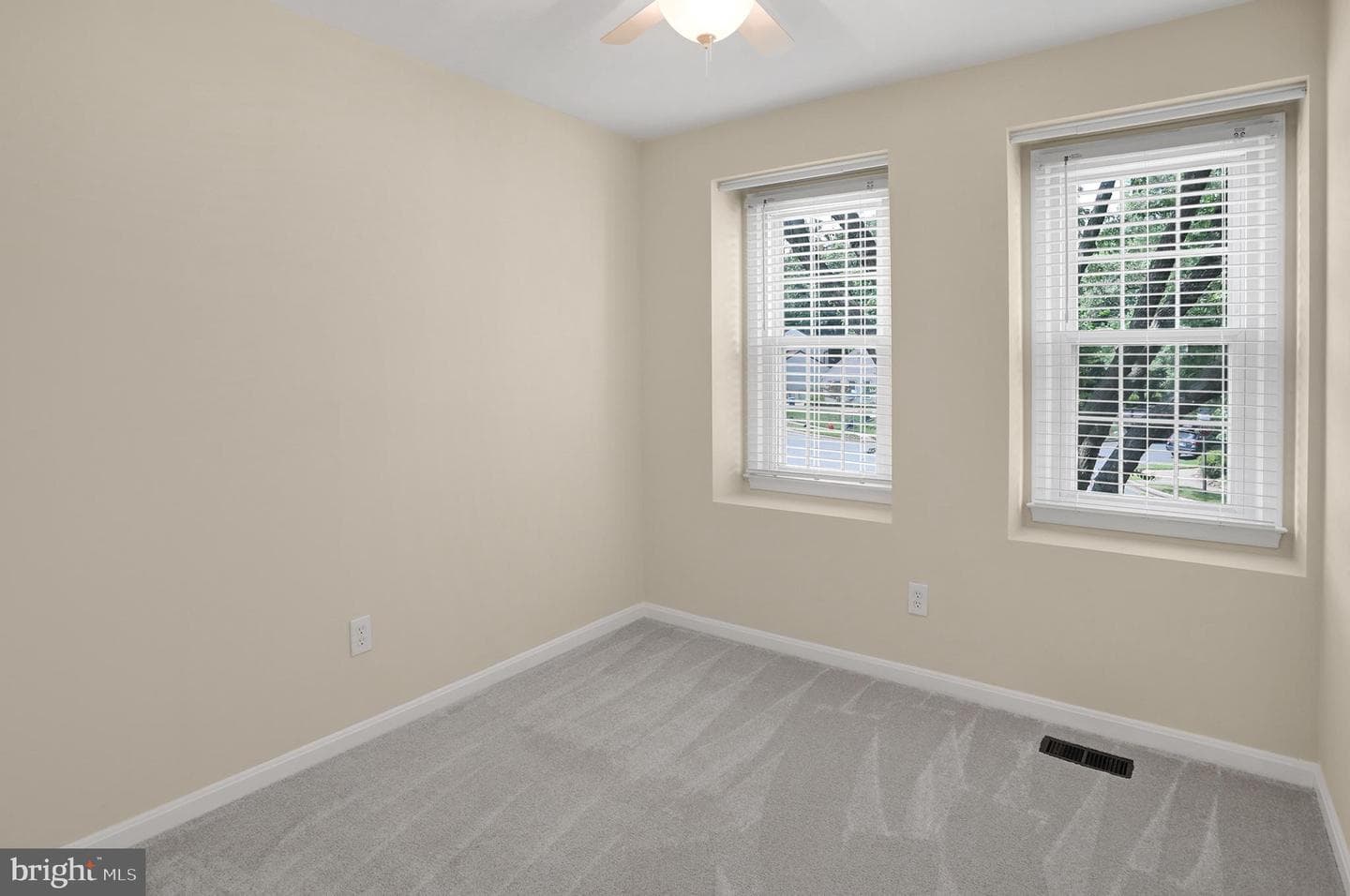 2015 Maleady Drive photo 28