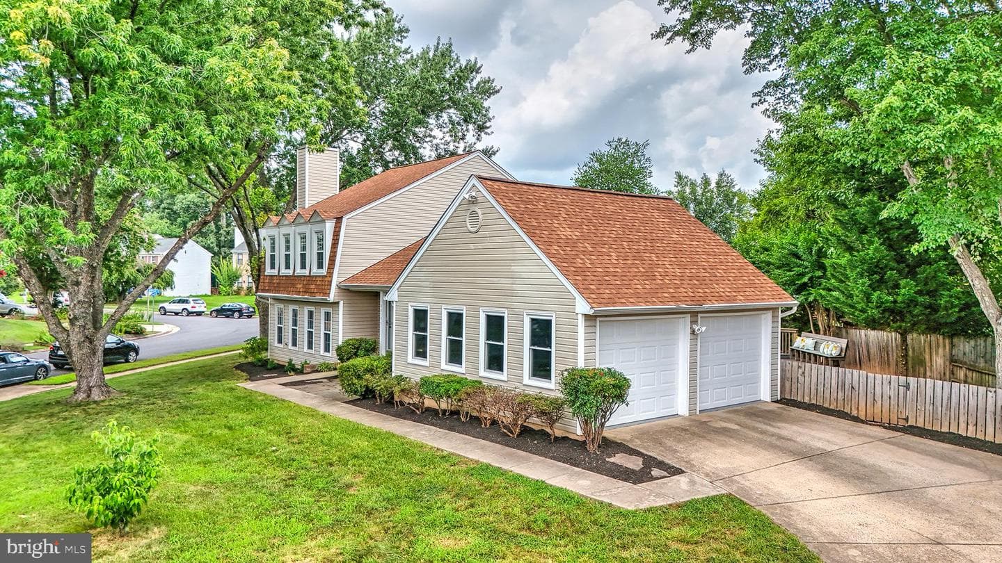 2015 Maleady Drive photo 45
