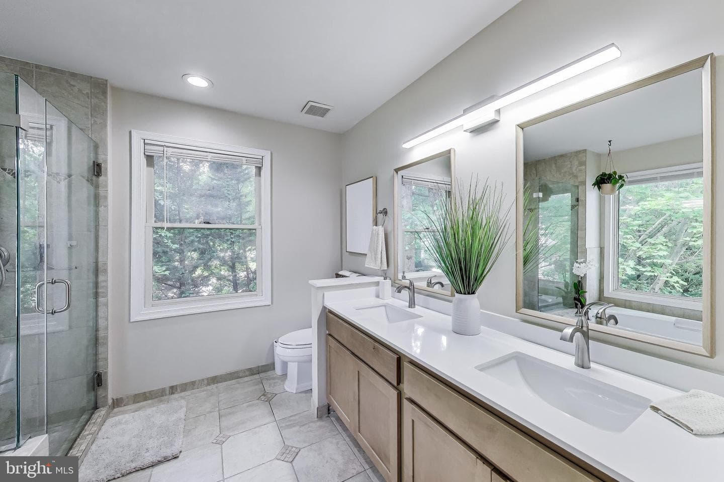 8603 Lauren Dr. photo 16