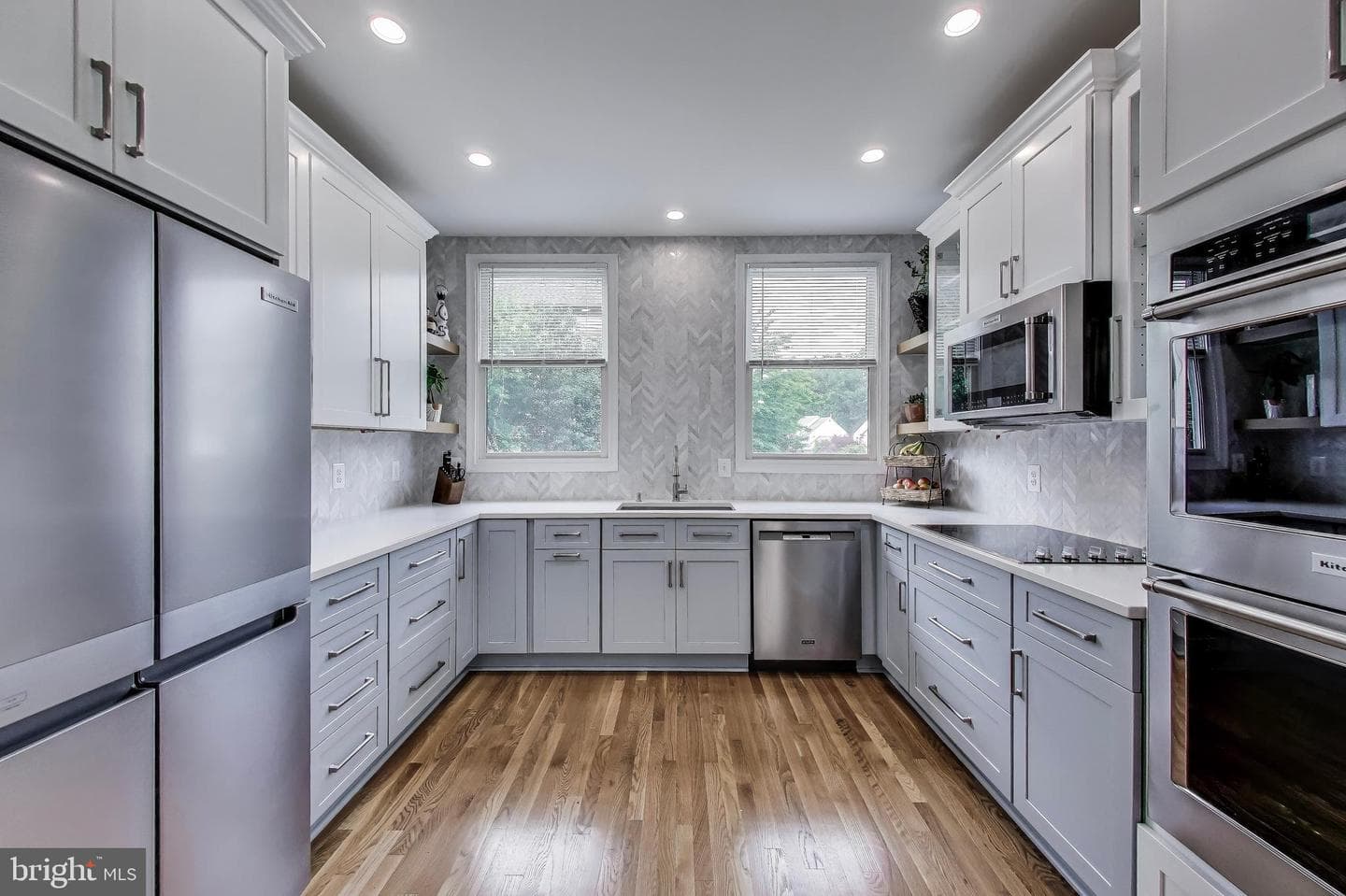 8603 Lauren Dr. photo 4