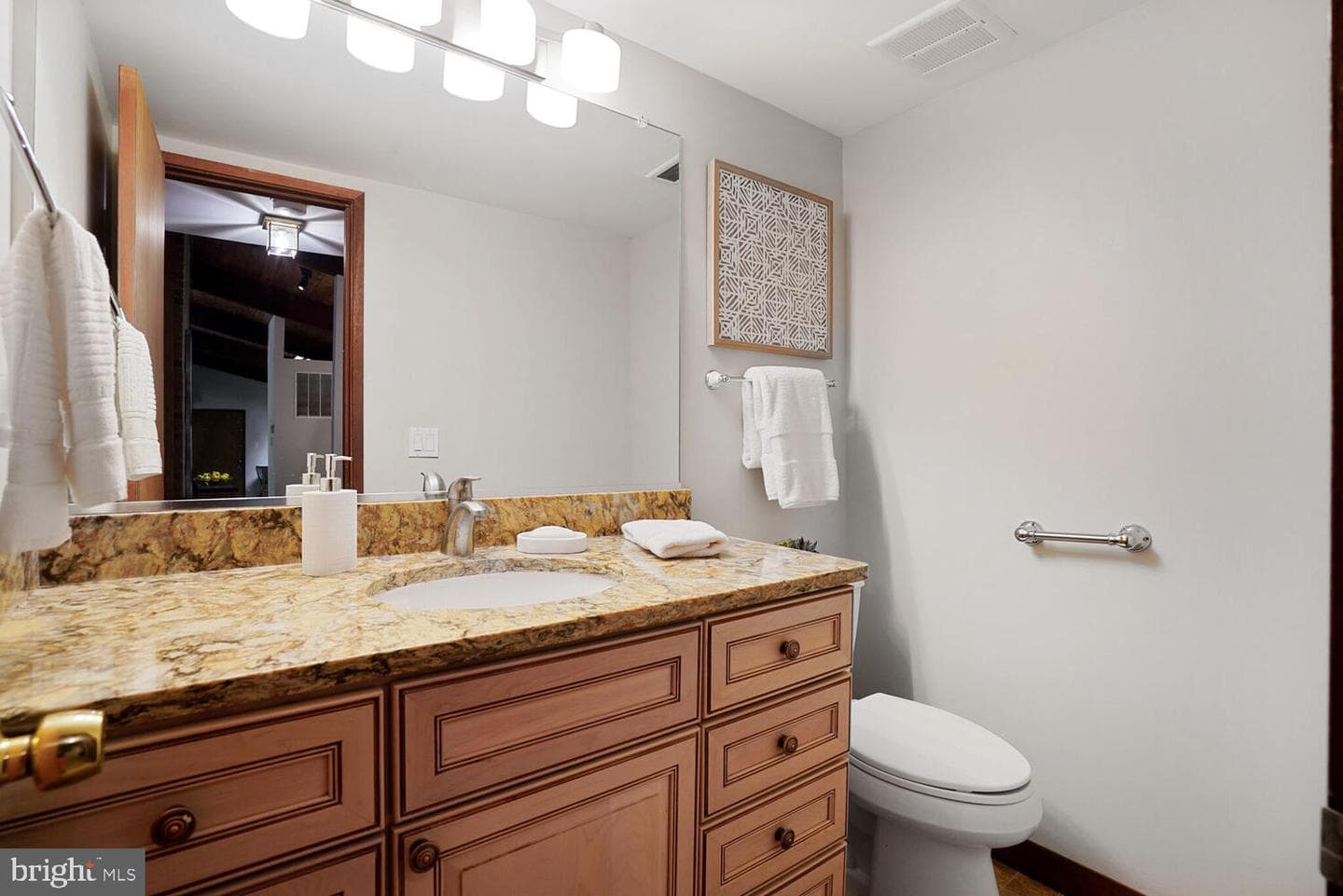 1017 Towlston Road photo 25