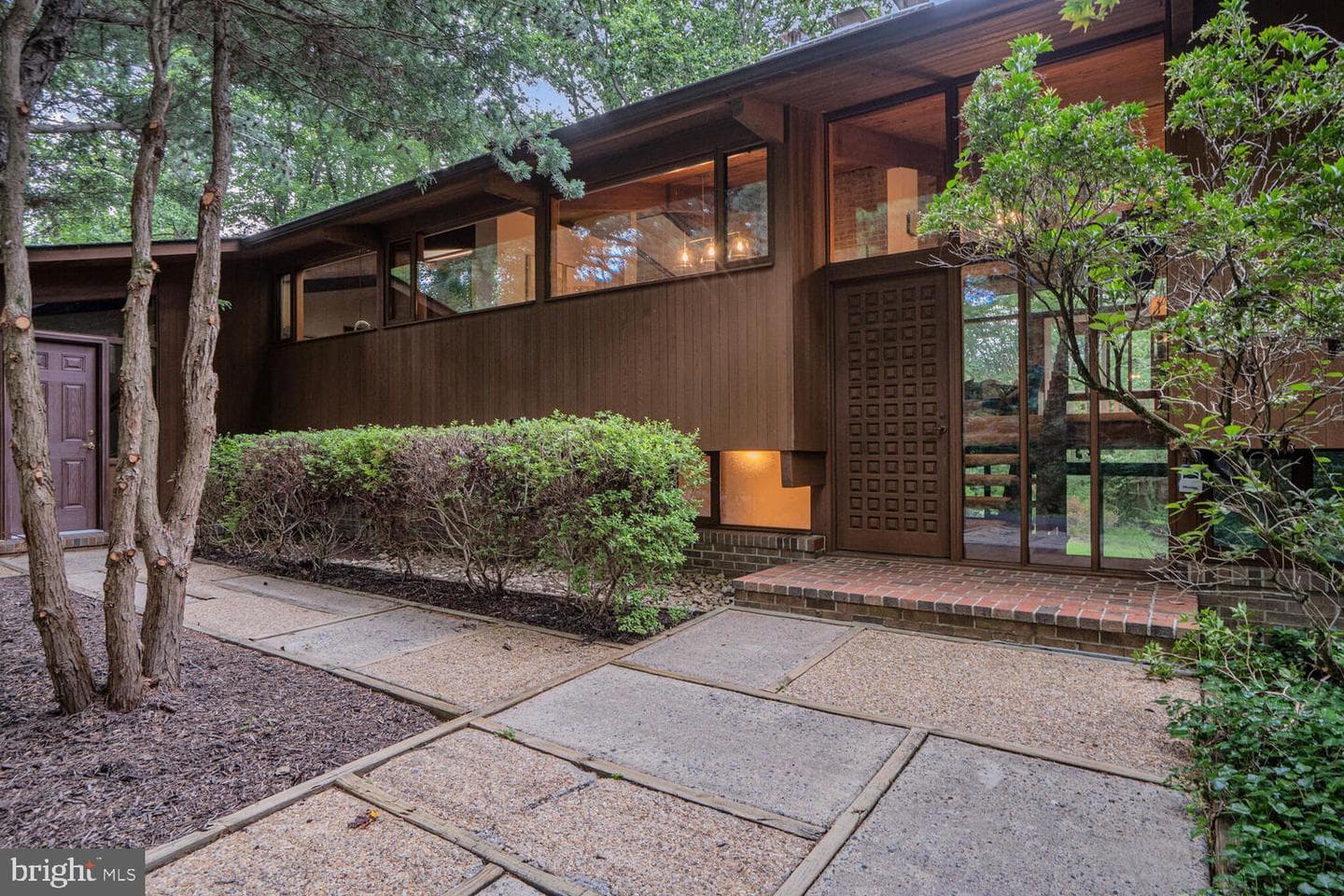 1017 Towlston Road photo 4
