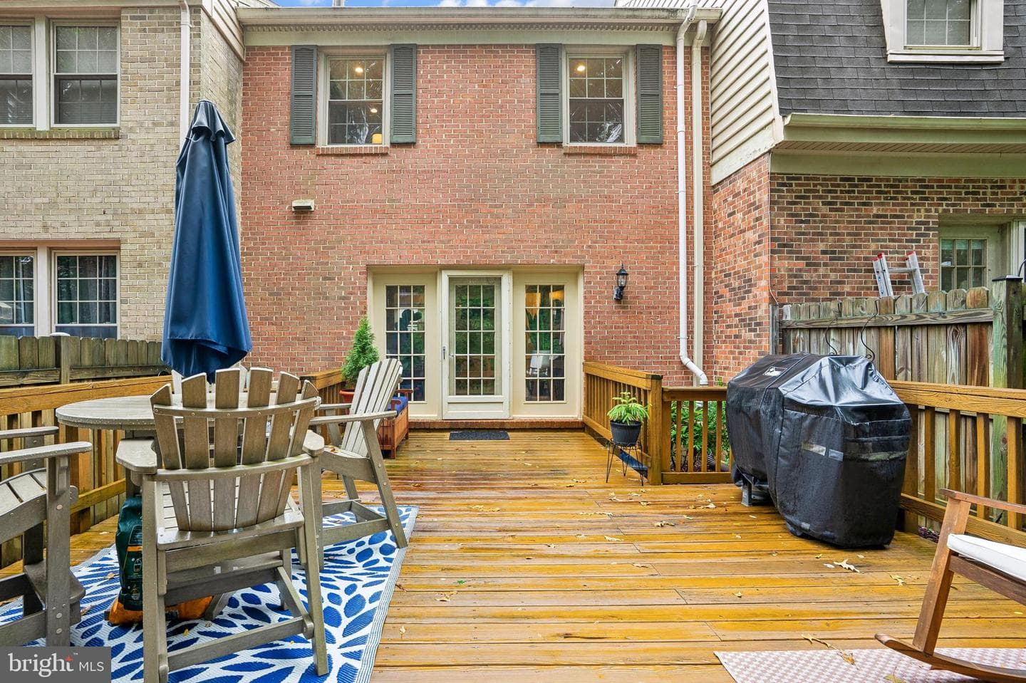 10306 Hampshire Green Avenue photo 15