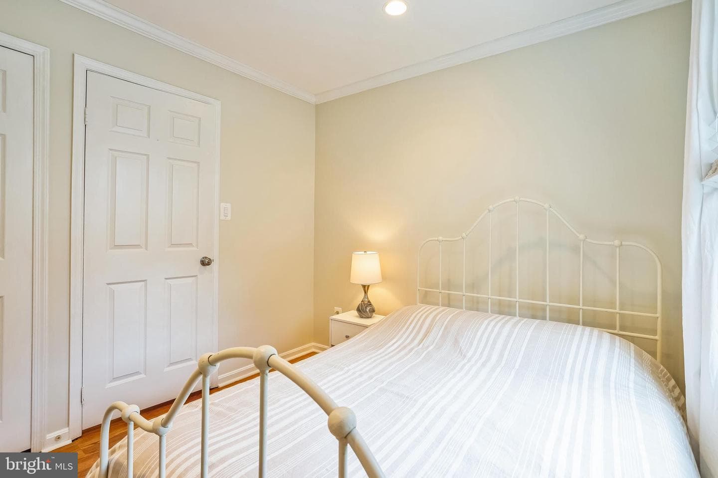 10306 Hampshire Green Avenue photo 24