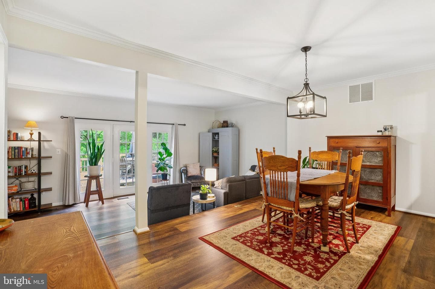10306 Hampshire Green Avenue photo 6