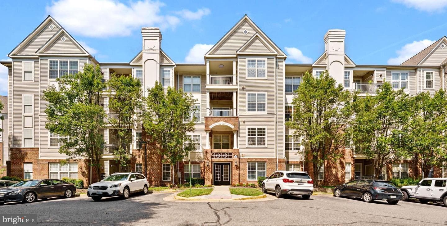 3015 Nicosh Circle #2210