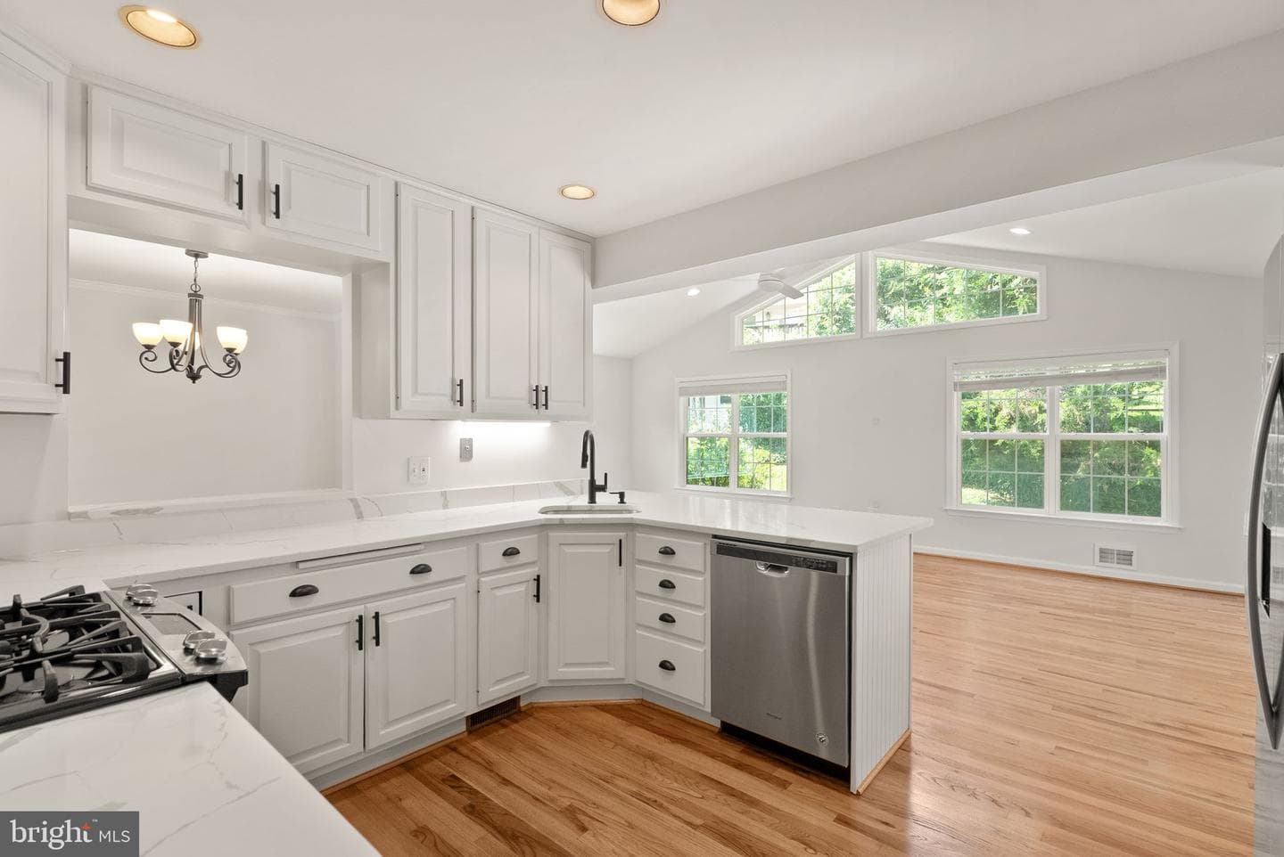 3906 Ivydale Drive photo 34
