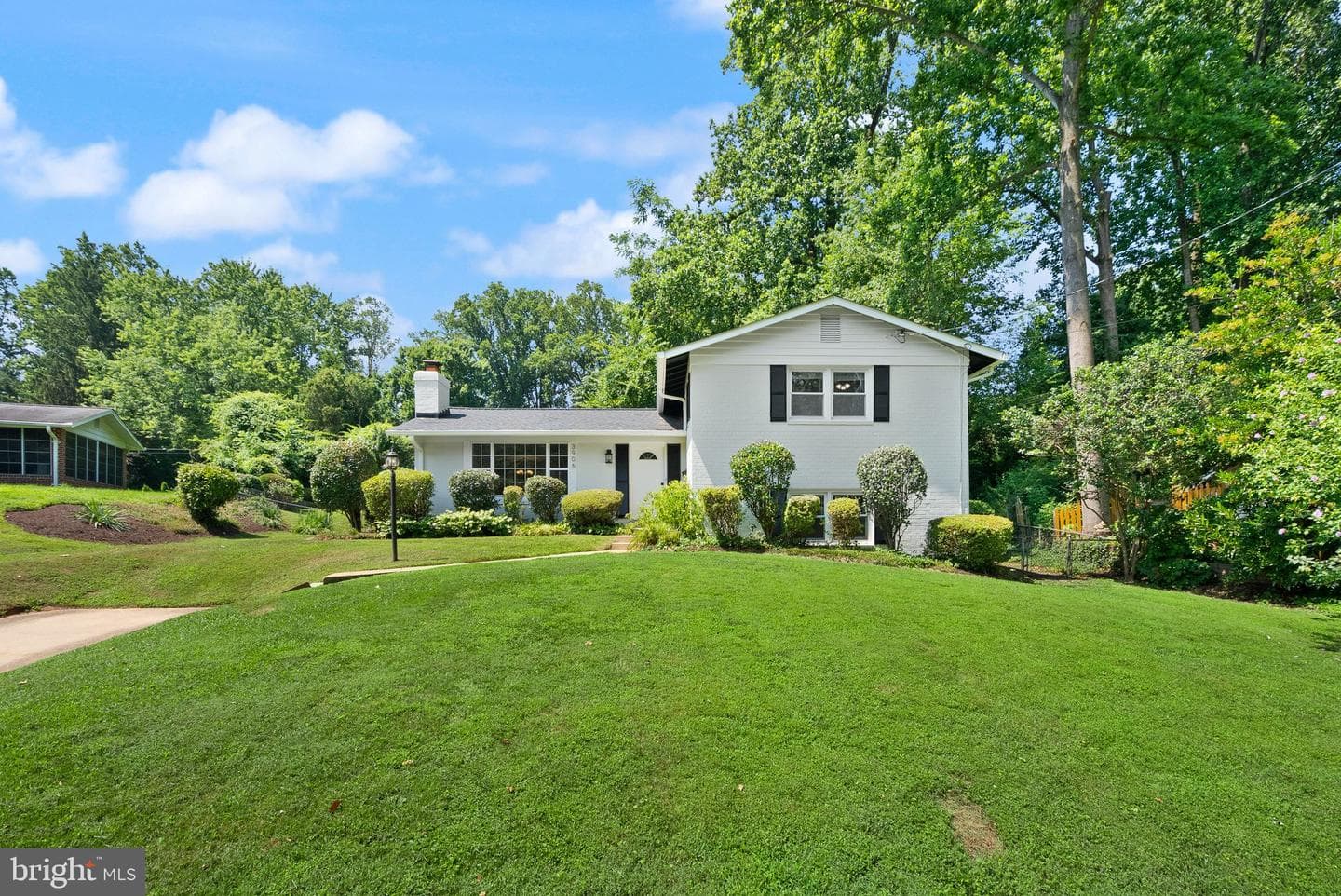 3906 Ivydale Drive photo 4