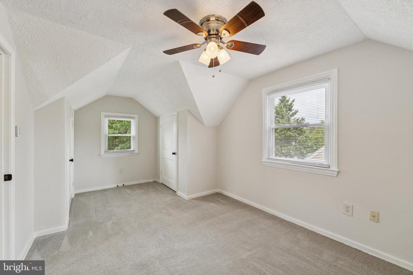 6729 Williams Drive photo 20