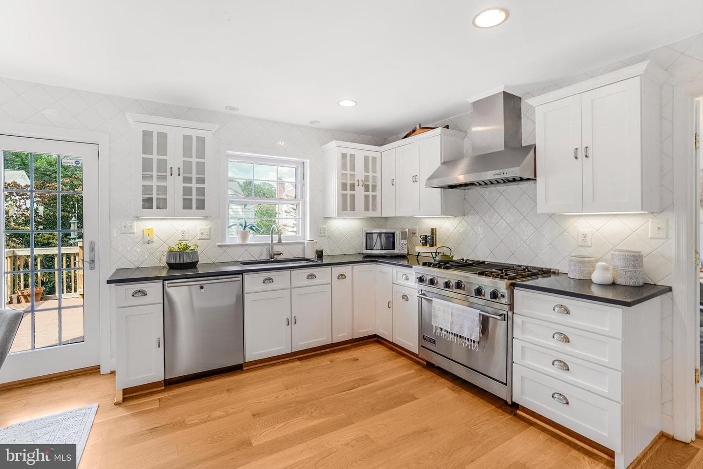 1218 Kensington Road photo 7