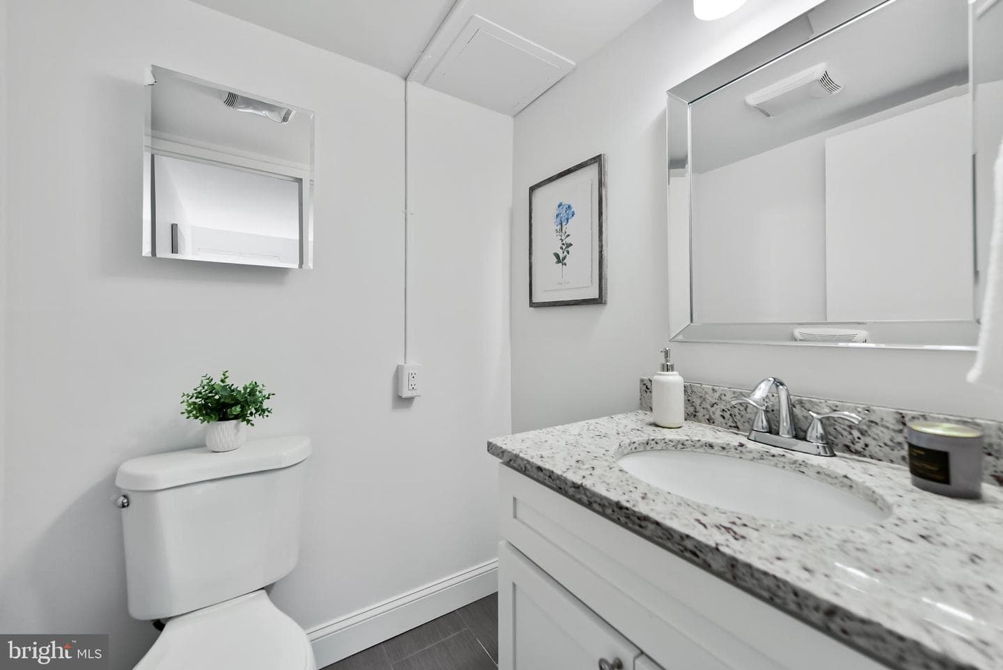 11224 Chestnut Grove Square #228 photo 16