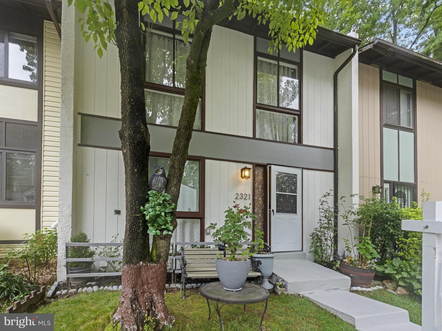 2321 Emerald Heights Court photo 2