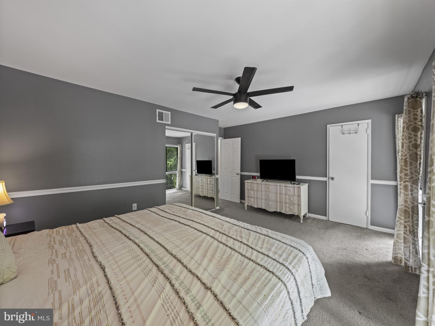 2321 Emerald Heights Court photo 32