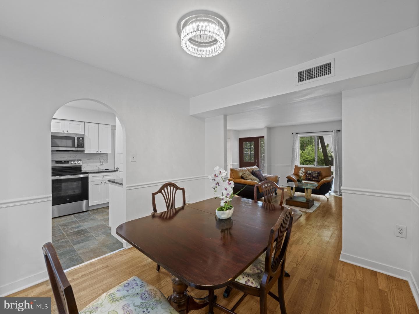 2321 Emerald Heights Court photo 8