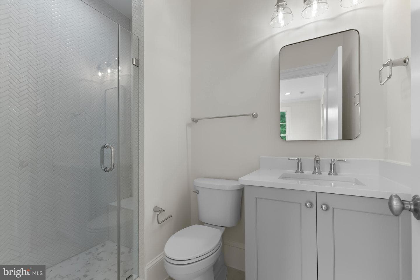 8628 Plymouth Road photo 39