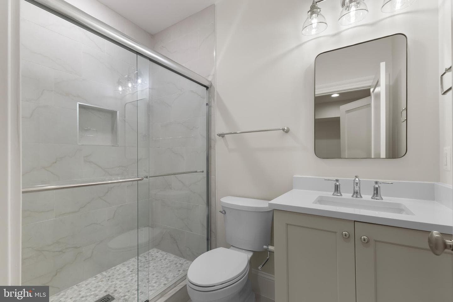 8628 Plymouth Road photo 49