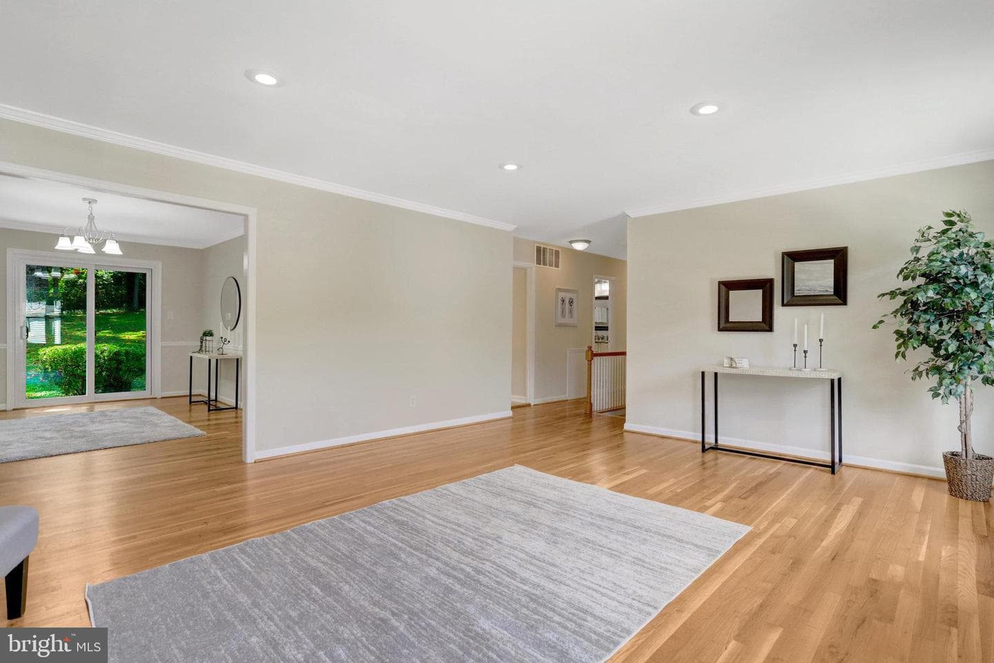 8122 Briar Creek Drive photo 25