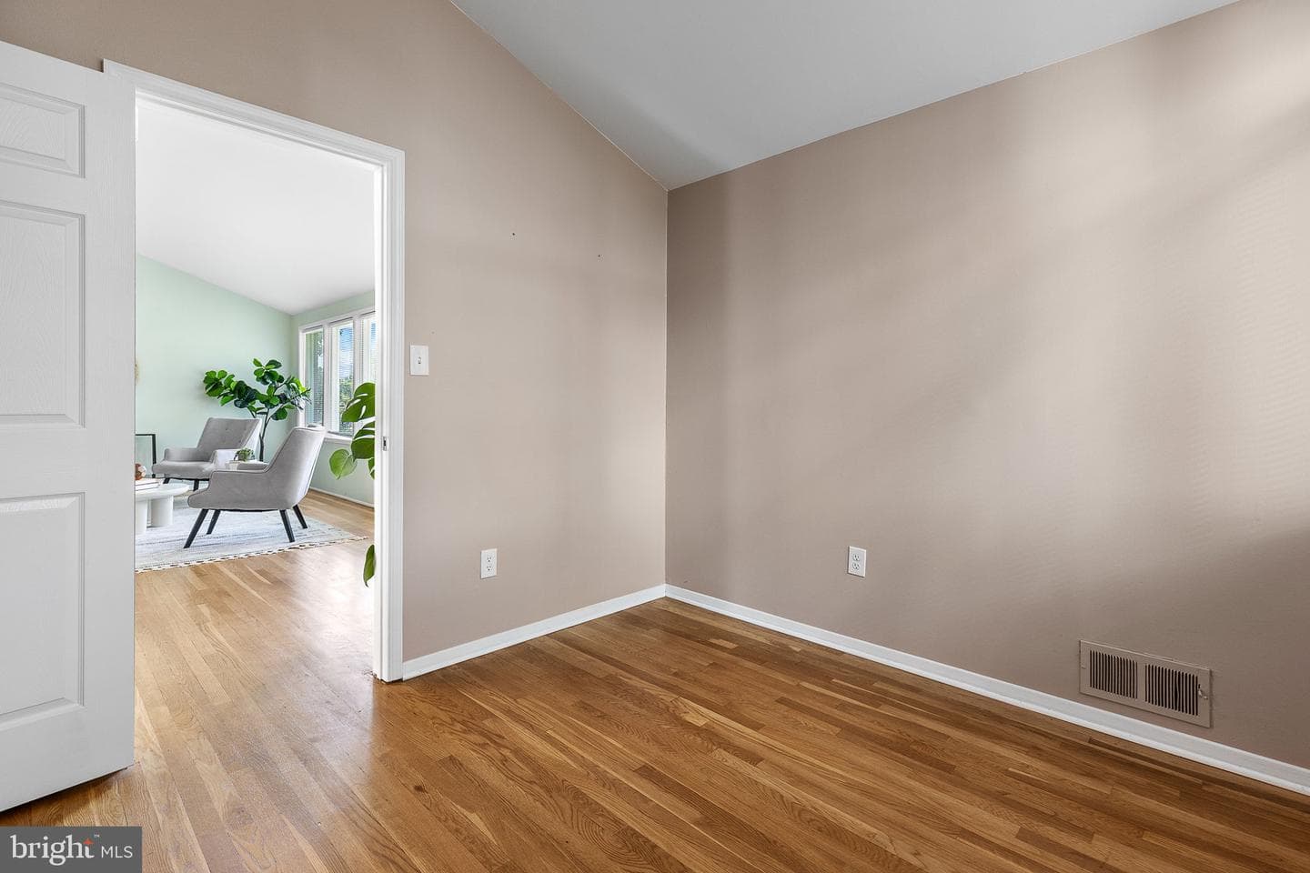 5608 Eton Court photo 15