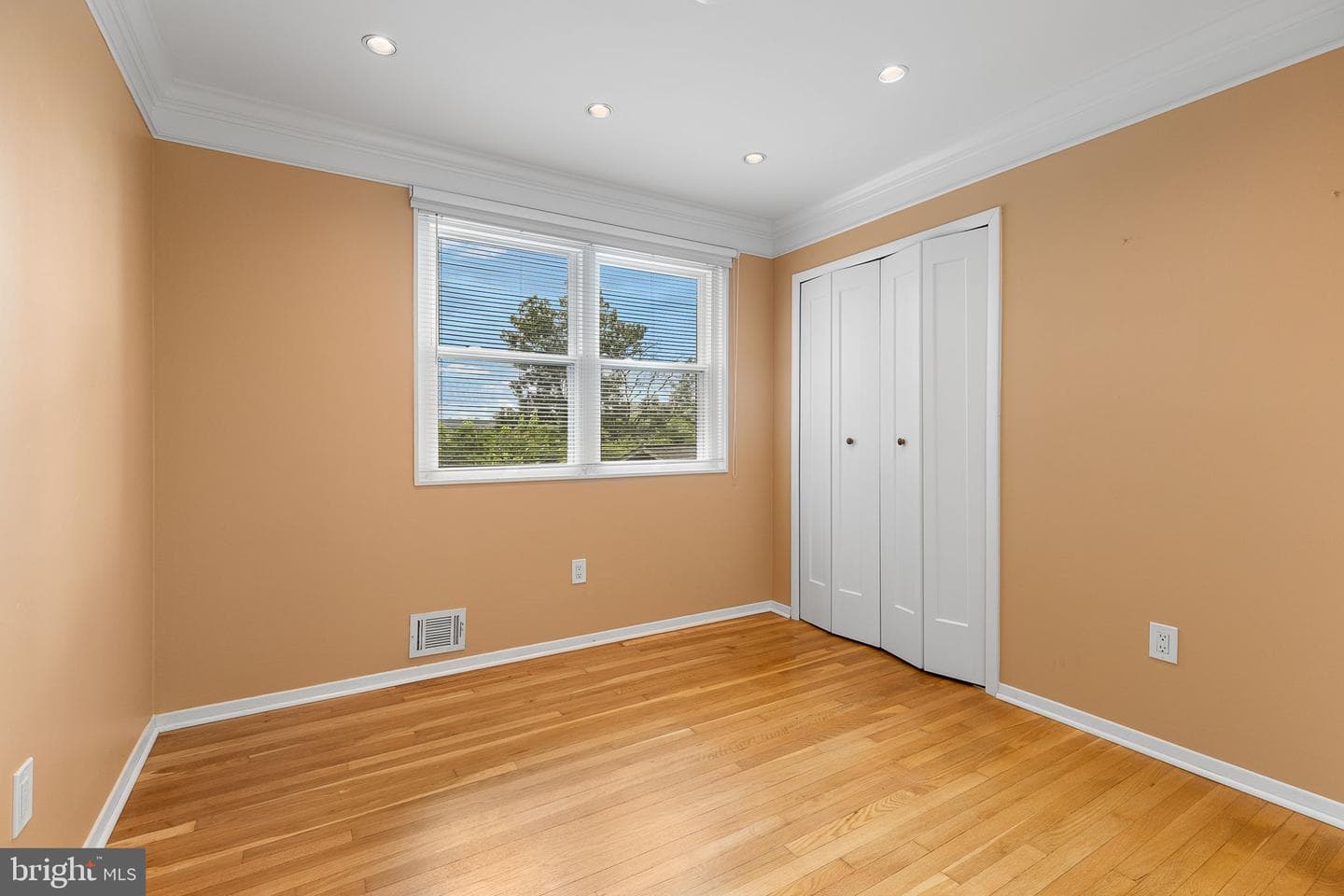 5608 Eton Court photo 28
