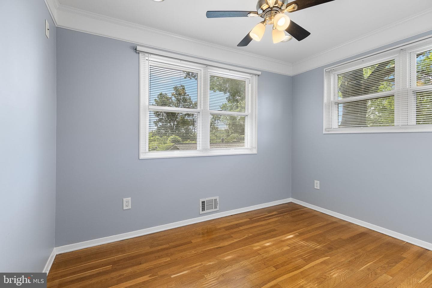 5608 Eton Court photo 29