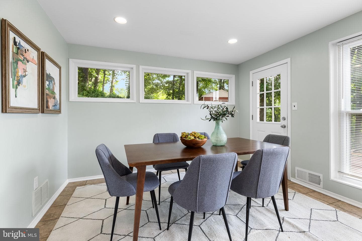 5608 Eton Court photo 4