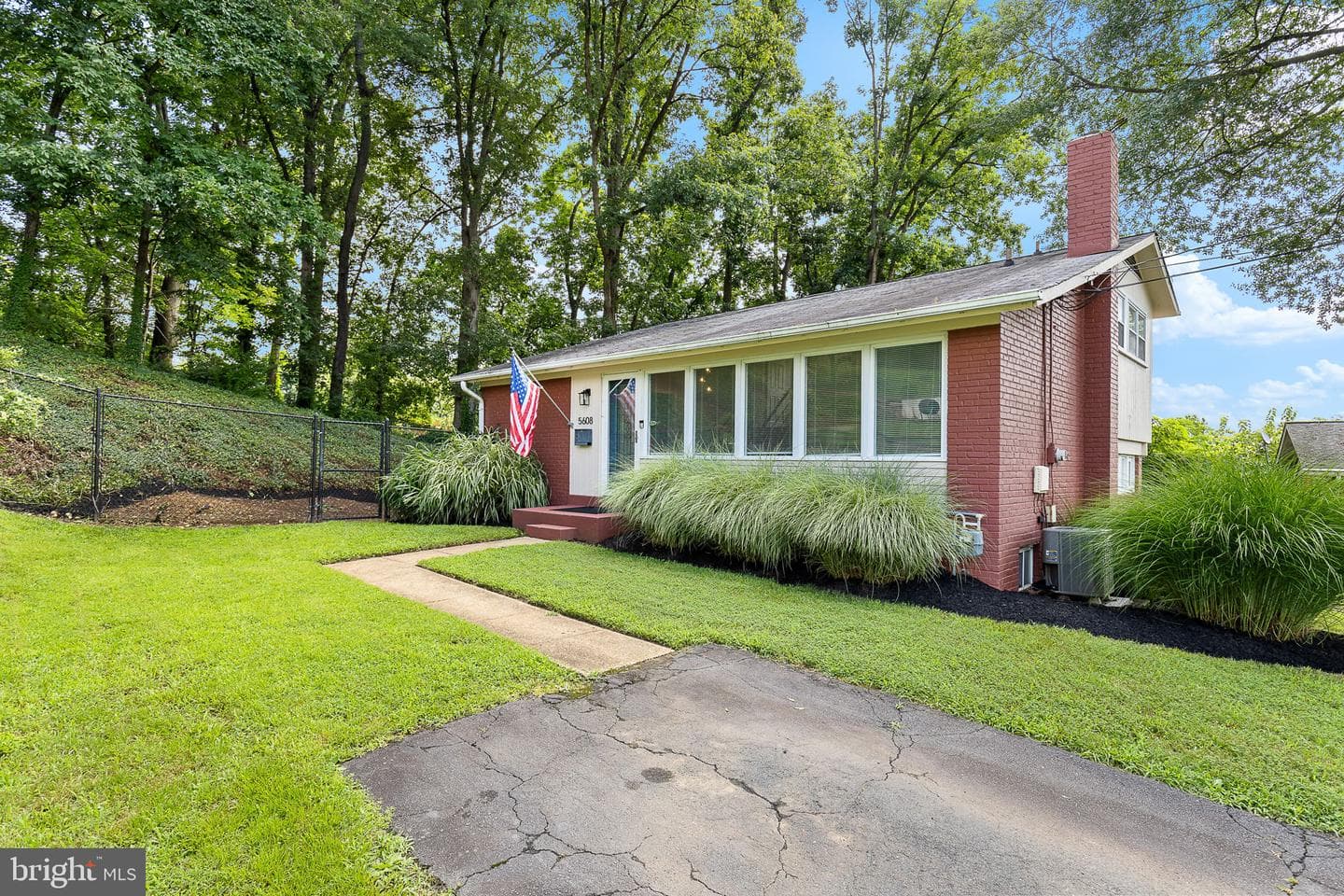 5608 Eton Court photo 7