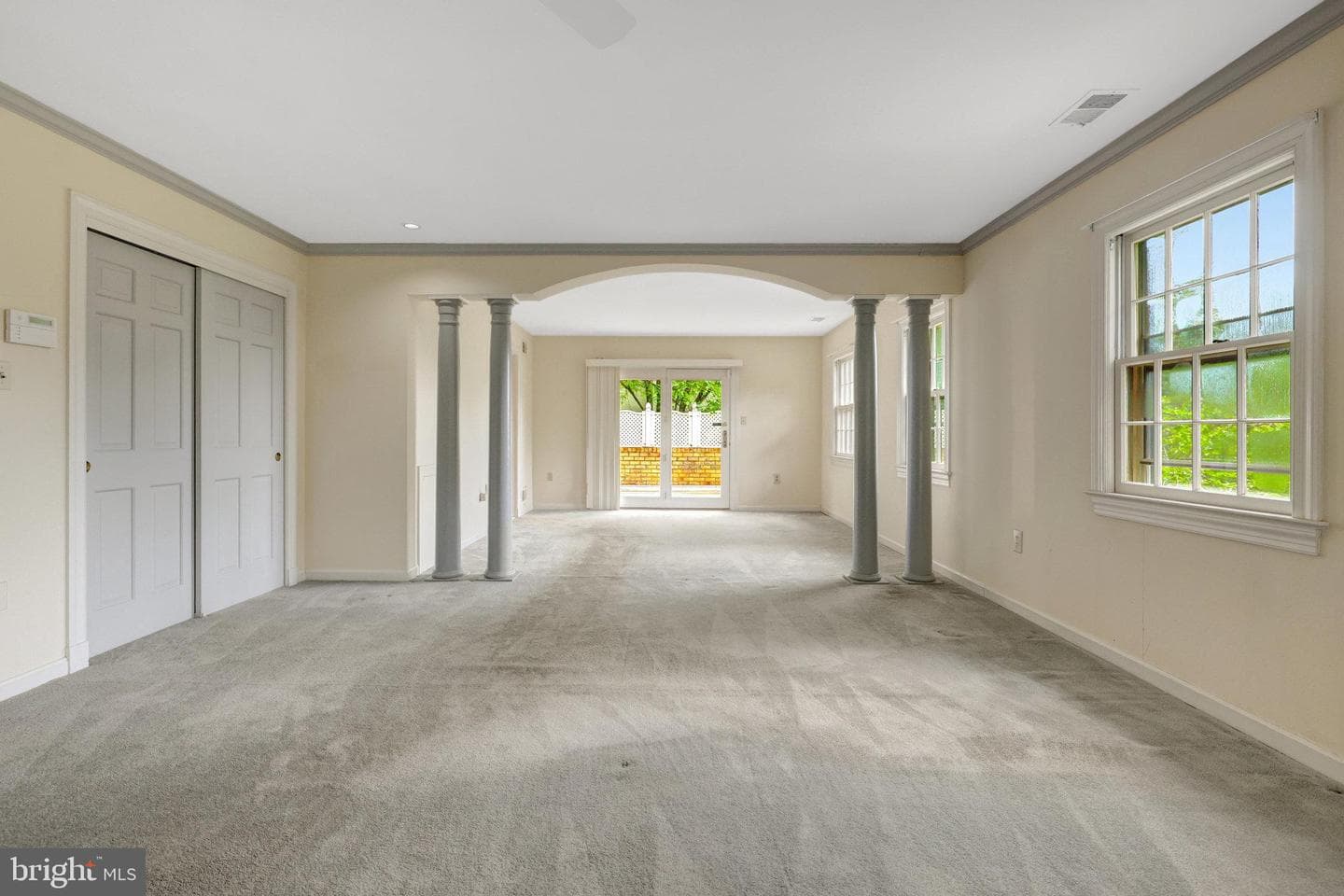 1468 Highwood Drive photo 25