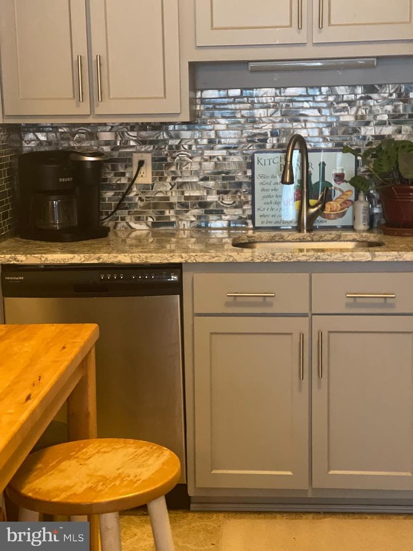 3825 Miramonte Place #108b photo 2