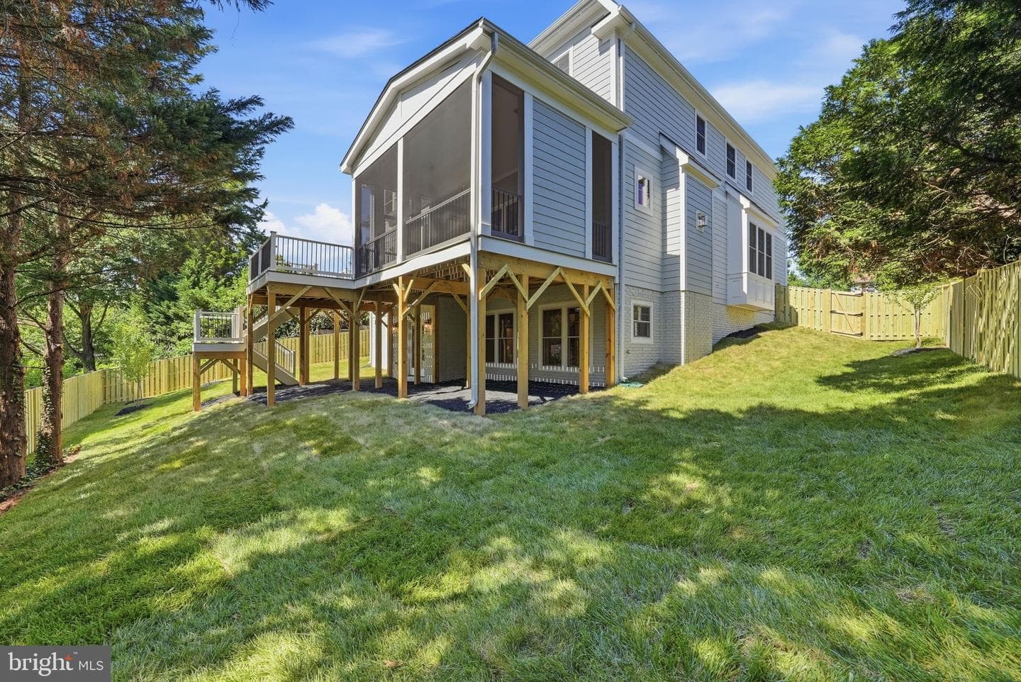 1436 Layman Street photo 70
