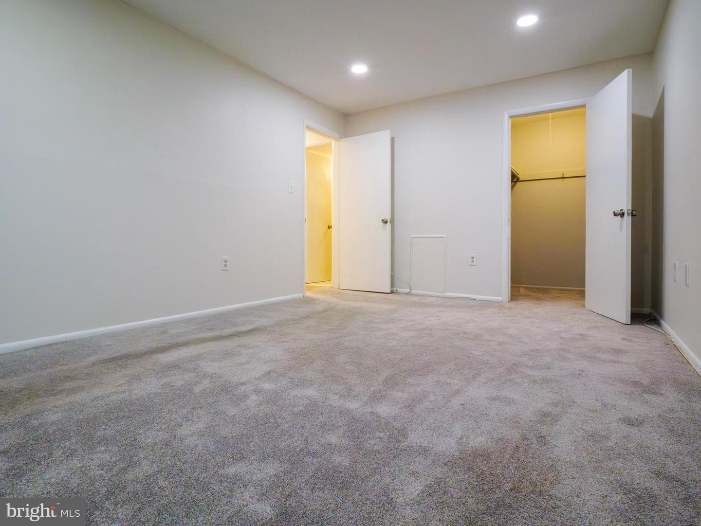3376 Woodburn Road #24 photo 32