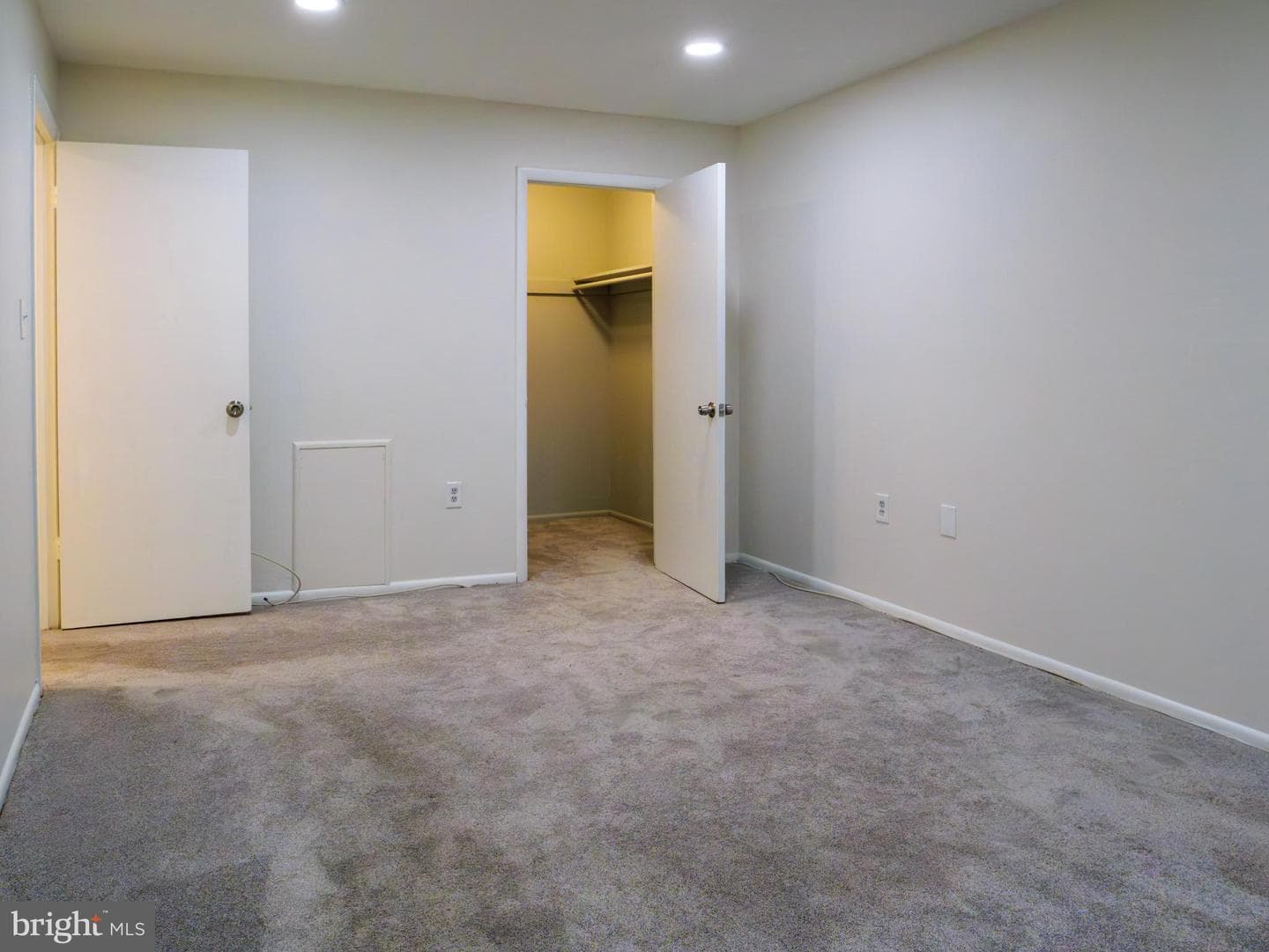 3376 Woodburn Road #24 photo 36