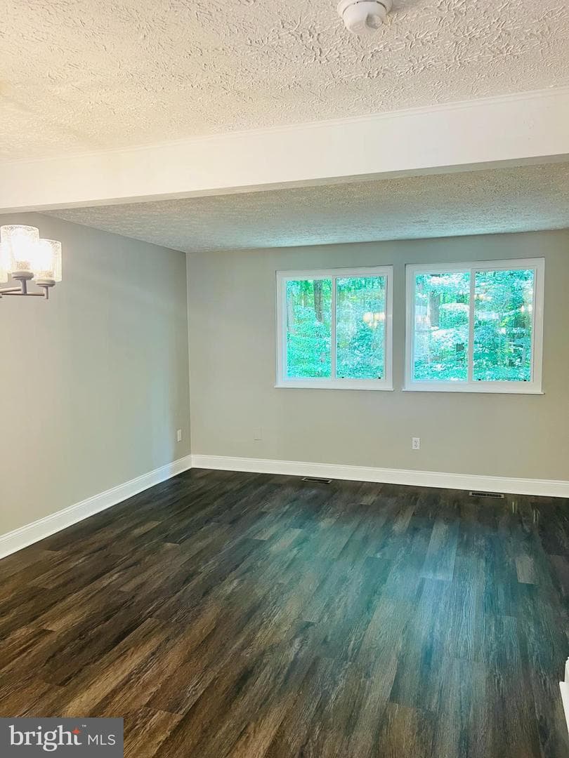 8442 Sugar Creek Lane photo 11