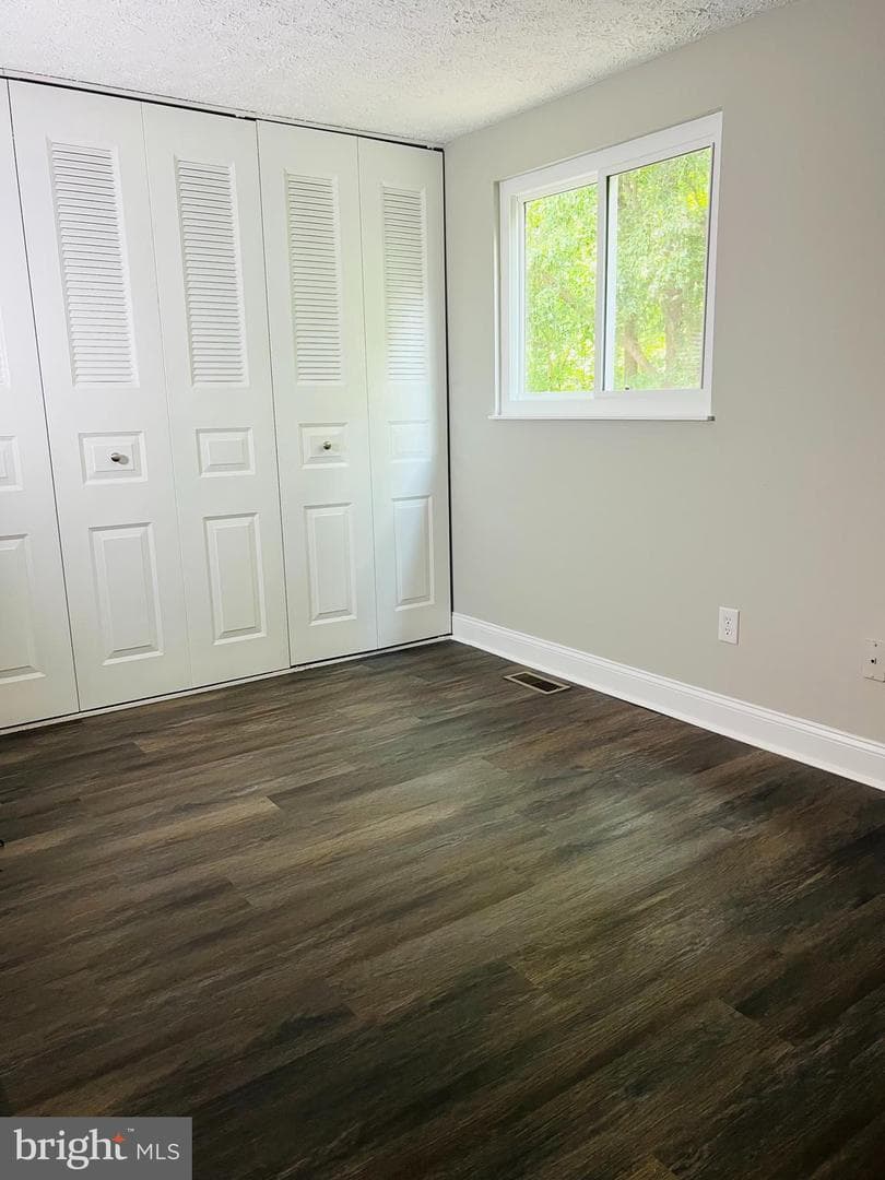 8442 Sugar Creek Lane photo 12