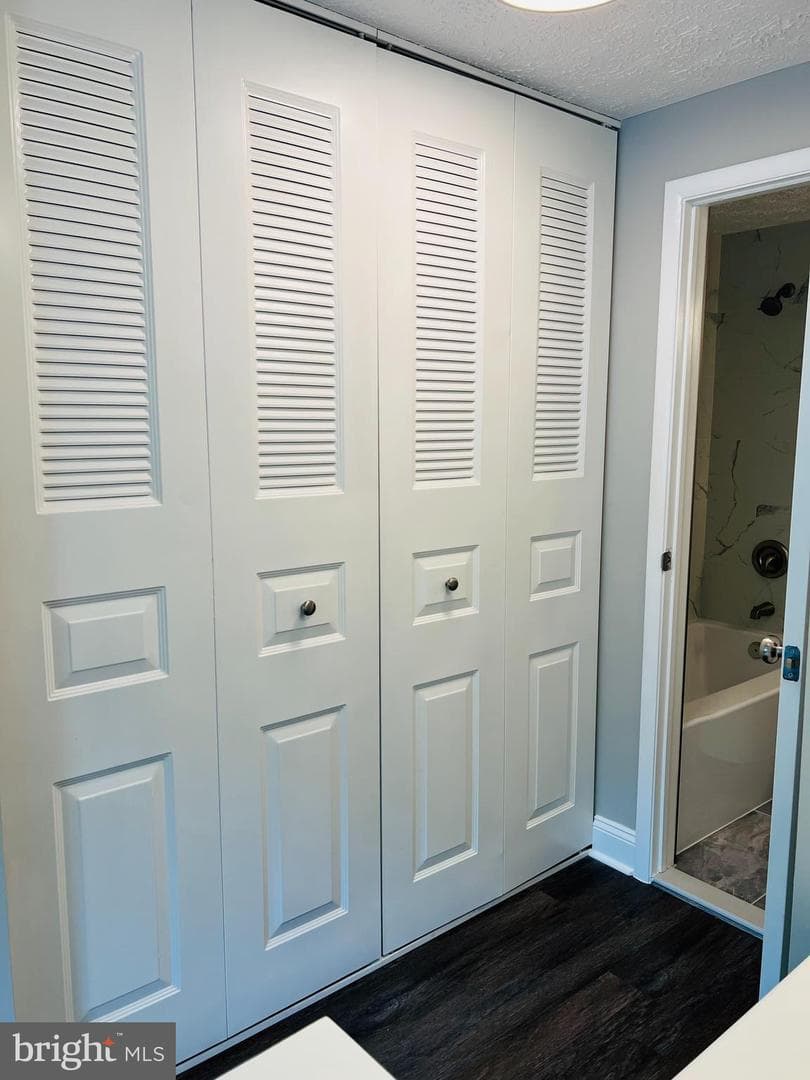 8442 Sugar Creek Lane photo 20