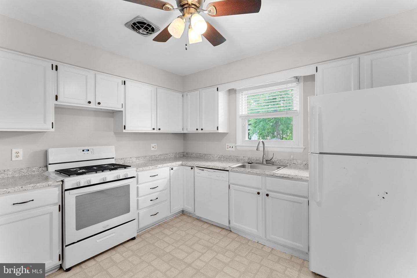 15020 Carlbern Drive photo 19