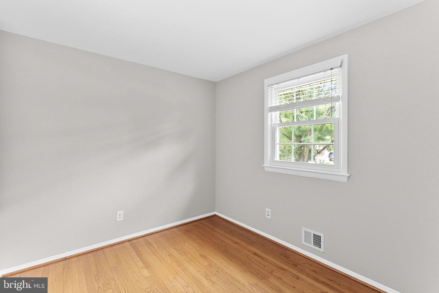15020 Carlbern Drive photo 31