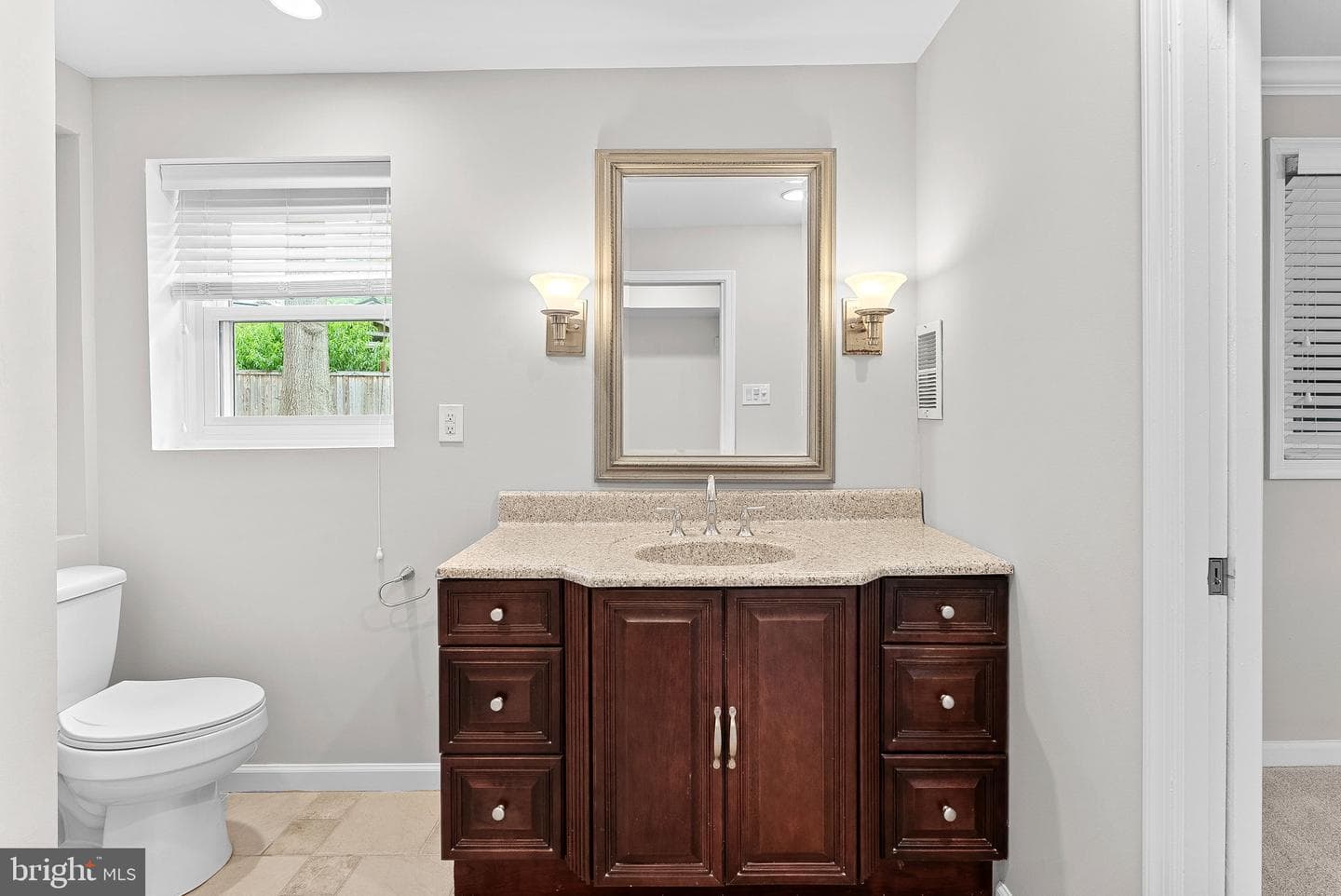 15020 Carlbern Drive photo 38