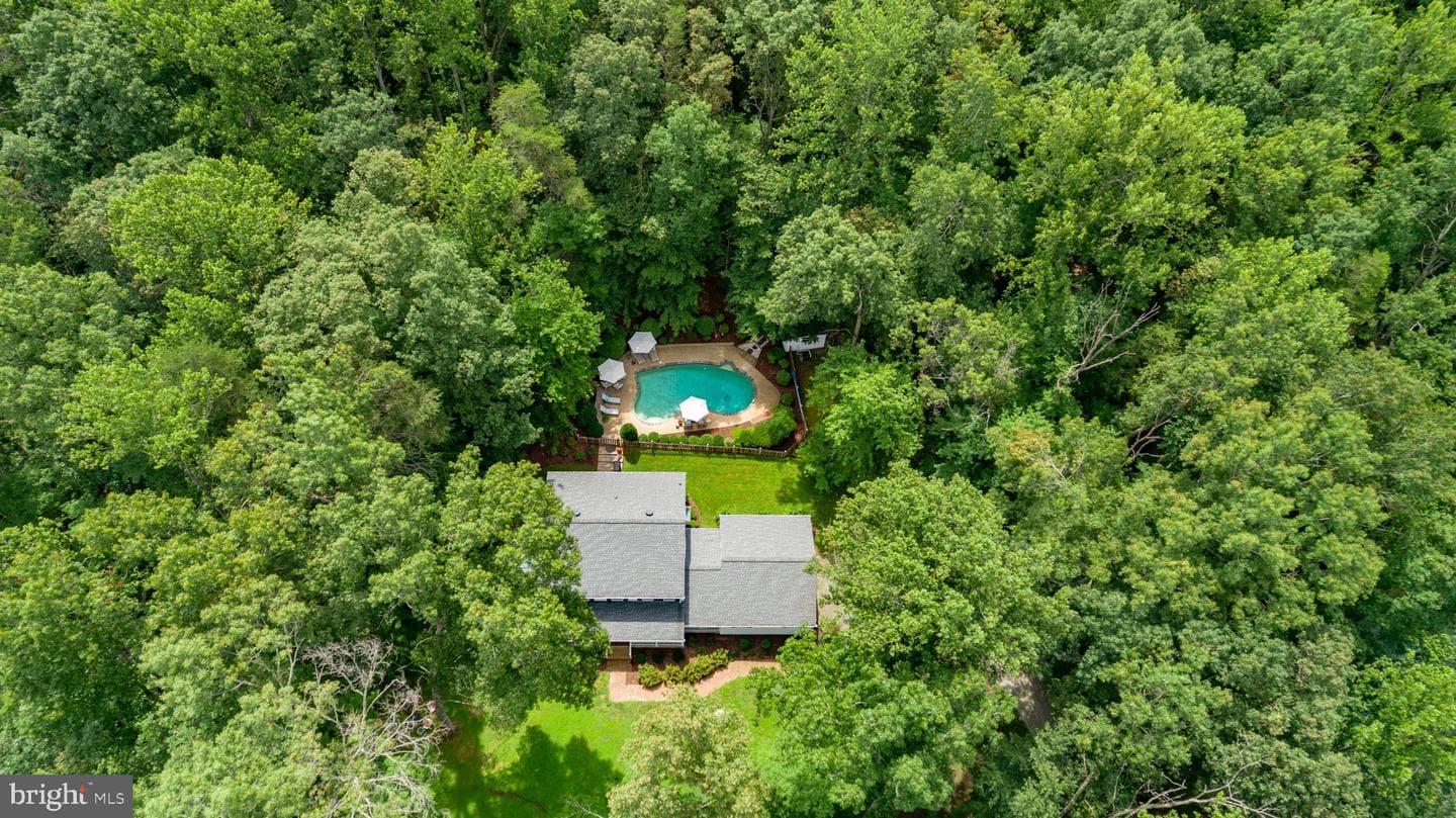 10201 Jaydee Boulevard photo 79