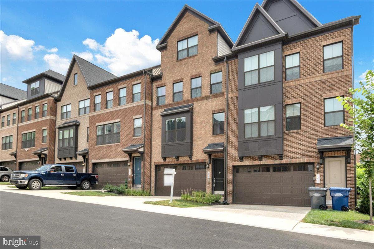 7215 Mountaineer Drive photo 3