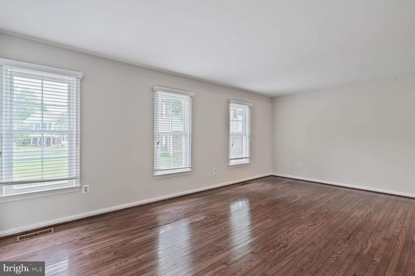 8003 Rivermont Court photo 4