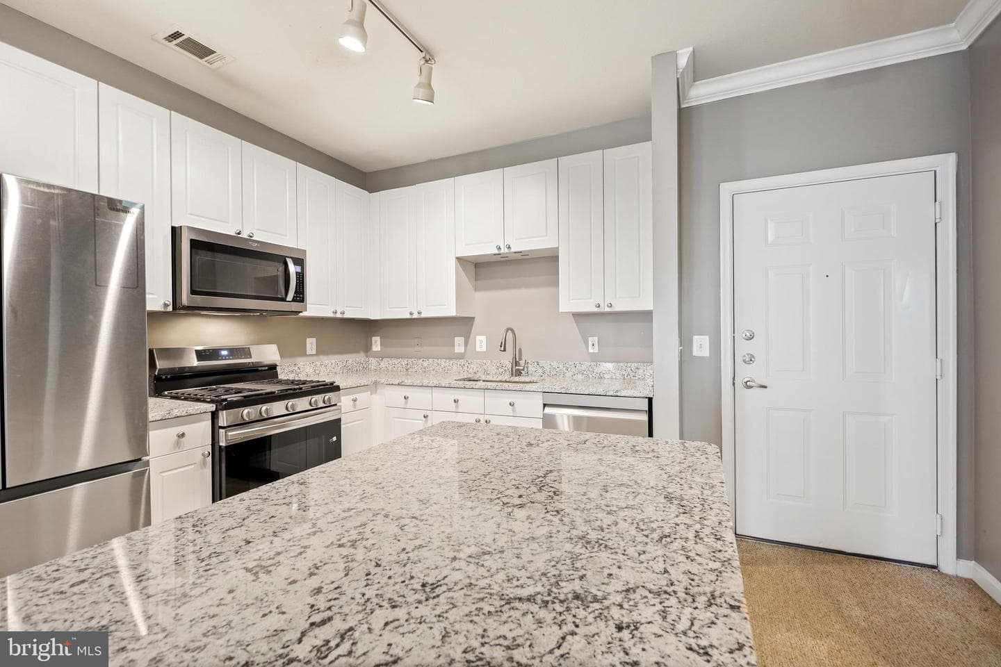 2791 Centerboro Drive #186 photo 13