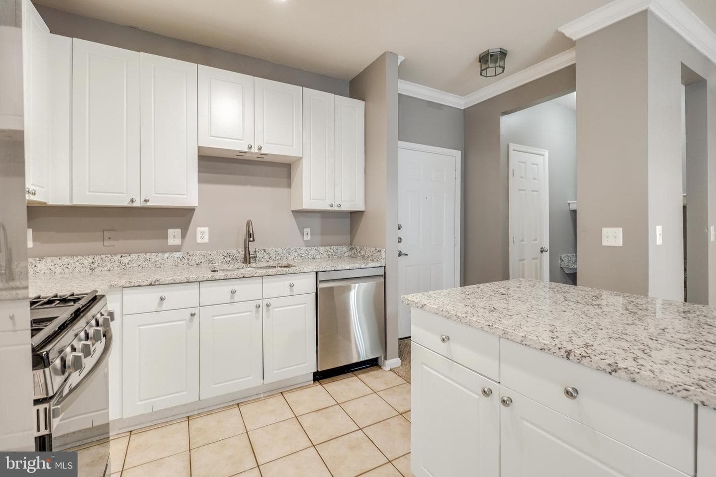 2791 Centerboro Drive #186 photo 15