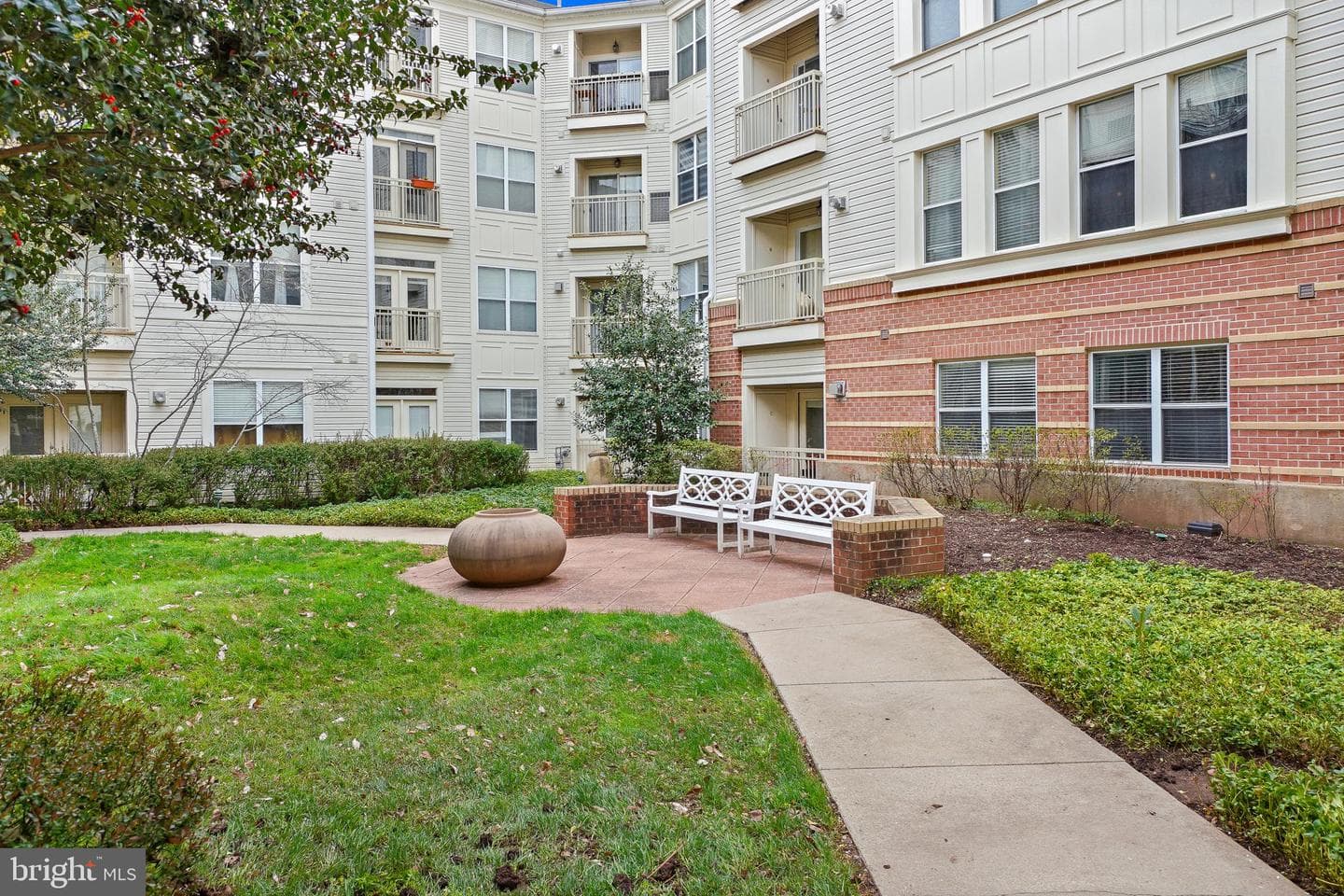 2791 Centerboro Drive #186 photo 6