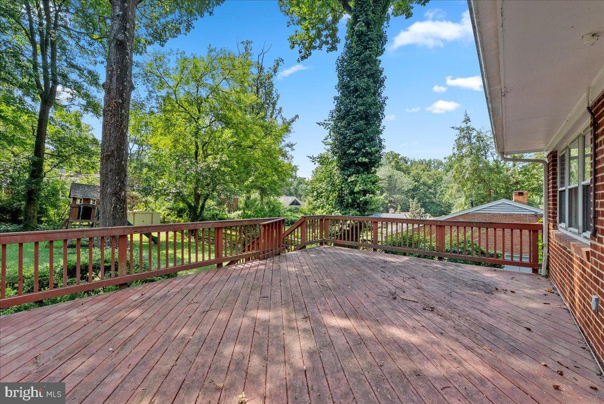 3035 Hazelton Street photo 28