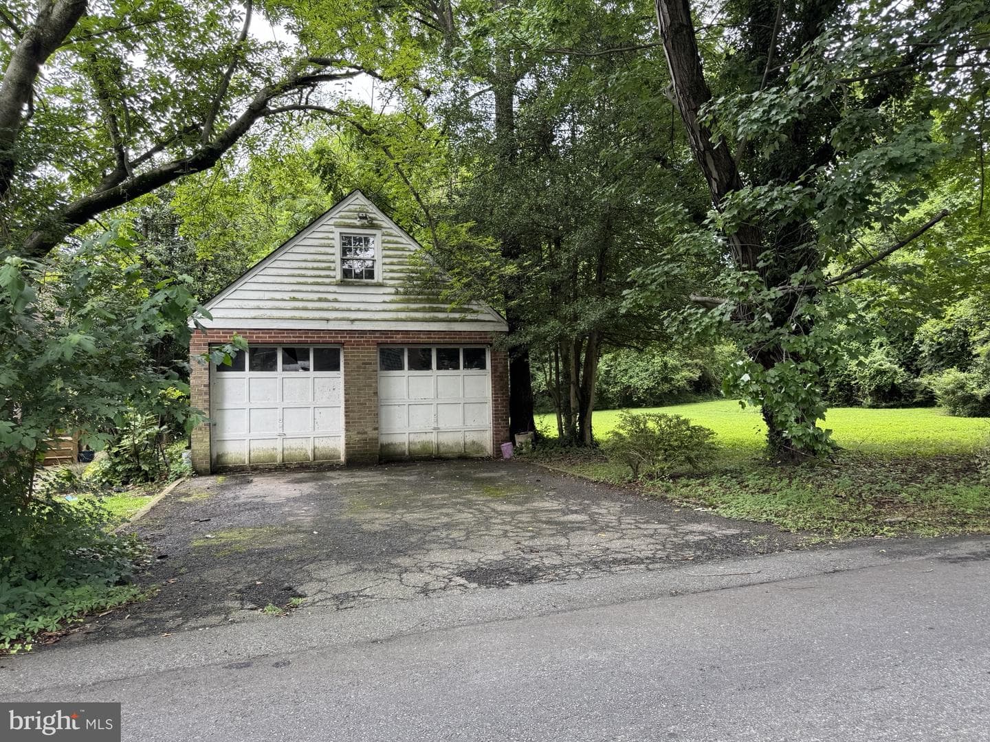 6420 Spring Terrace photo 4