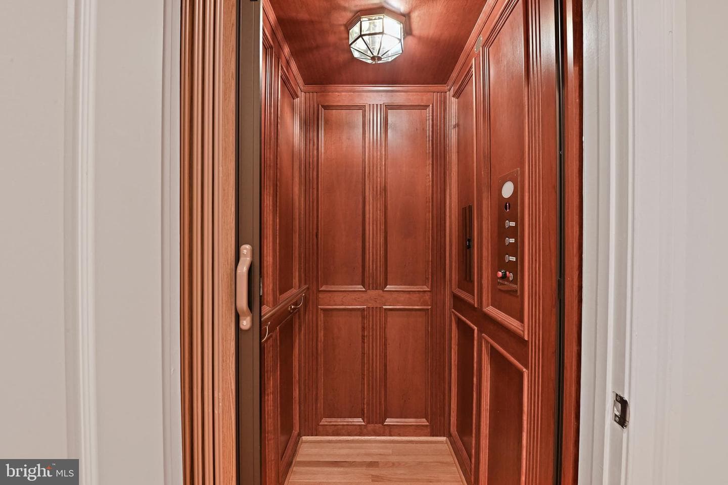 1410 Harvest Crossing Drive photo 10