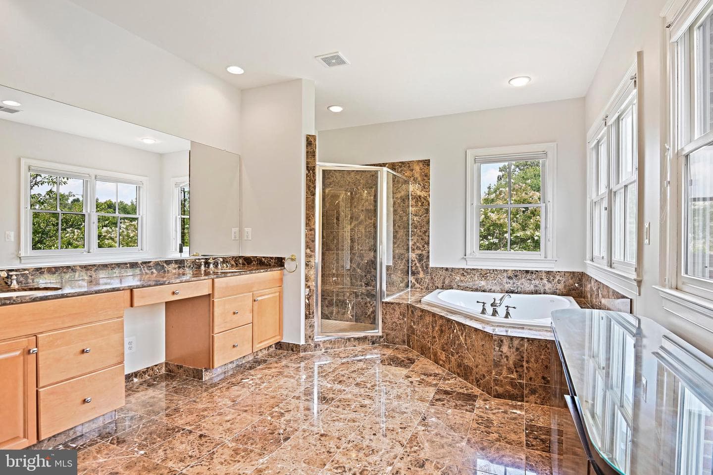 1410 Harvest Crossing Drive photo 32