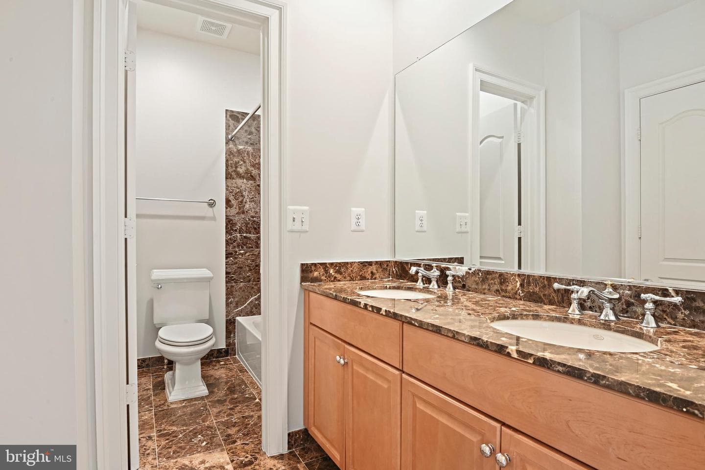 1410 Harvest Crossing Drive photo 40